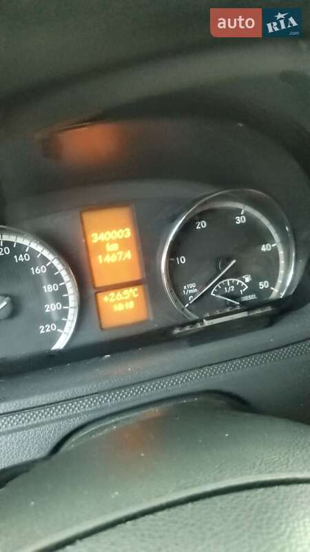 Вантажний фургон Mercedes-Benz Vito 2011 в Бучі