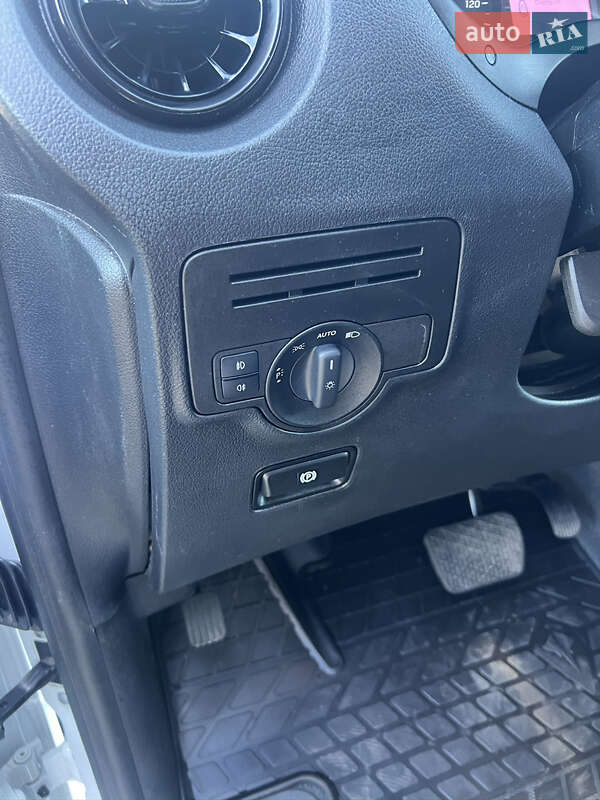 Грузовой фургон Mercedes-Benz Vito 2022 в Пирятине