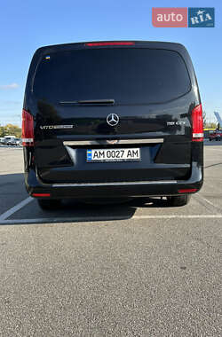 Мінівен Mercedes-Benz Vito 2015 в 
