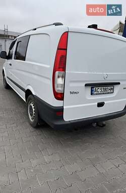 Грузовой фургон Mercedes-Benz Vito 2009 в 