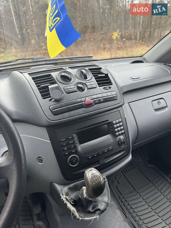 Минивэн Mercedes-Benz Vito 2007 в Ровно