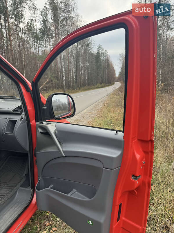 Минивэн Mercedes-Benz Vito 2007 в Ровно