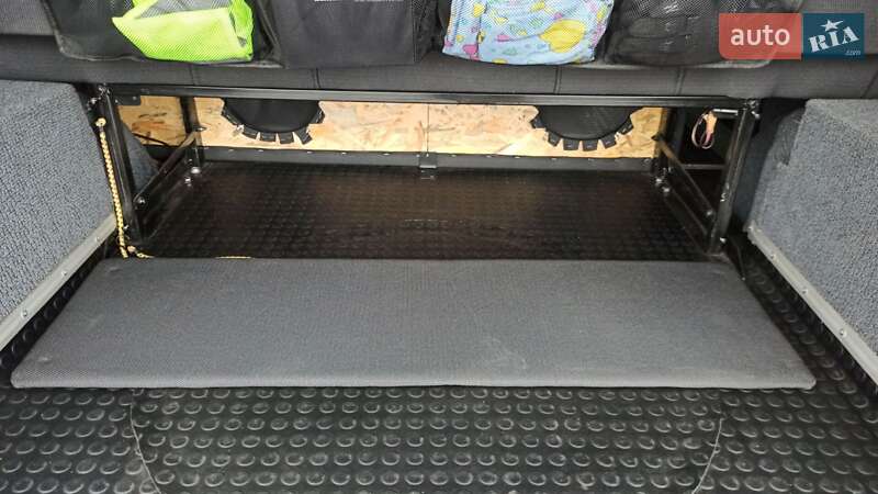 Минивэн Mercedes-Benz Vito 1999 в Дымере фото 22 Минивэн Mercedes-Benz Vito 1999 в Дымере