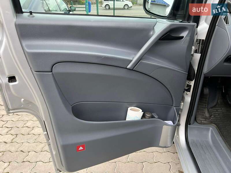 Мінівен Mercedes-Benz Vito 2007 в Мукачевому