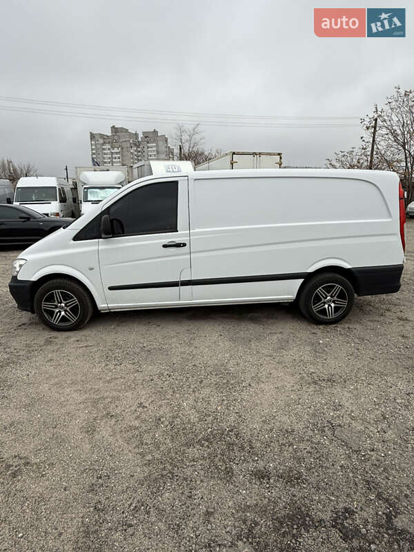 Грузовой фургон Mercedes-Benz Vito 2011 в Запорожье
