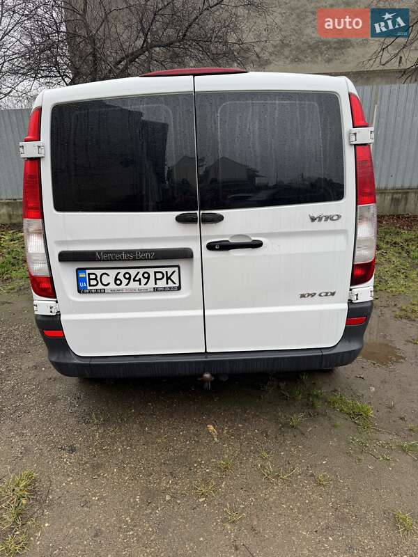 Мінівен Mercedes-Benz Vito 2008 в Стрию