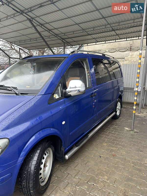 Мінівен Mercedes-Benz Vito 2006 в Герці фото 3 Мінівен Mercedes-Benz Vito 2006 в Герці