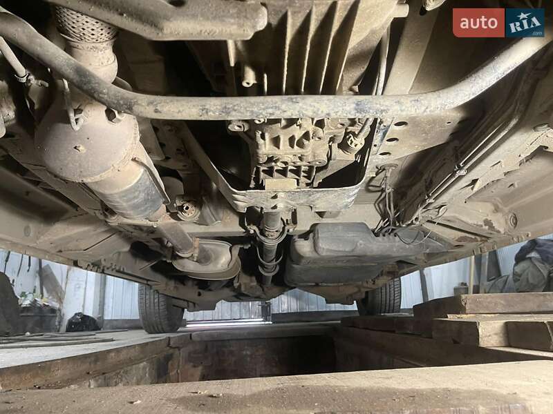 Минивэн Mercedes-Benz Vito 2006 в Черновцах