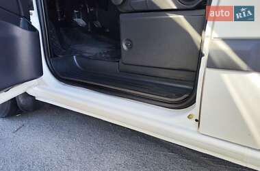 Грузовой фургон Mercedes-Benz Vito 2011 в 
