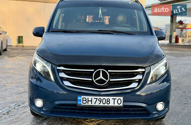 Мінівен Mercedes-Benz Vito 2016 в Житомирі