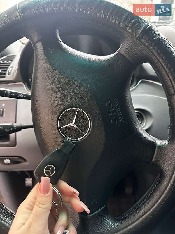 Мінівен Mercedes-Benz Vito 2006 в Первомайську