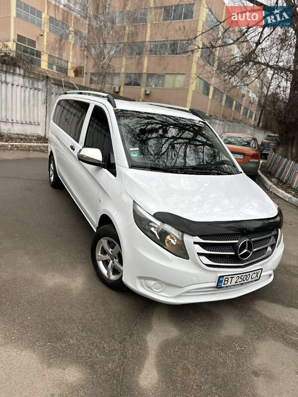 Минивэн Mercedes-Benz Vito 2016 в Киеве