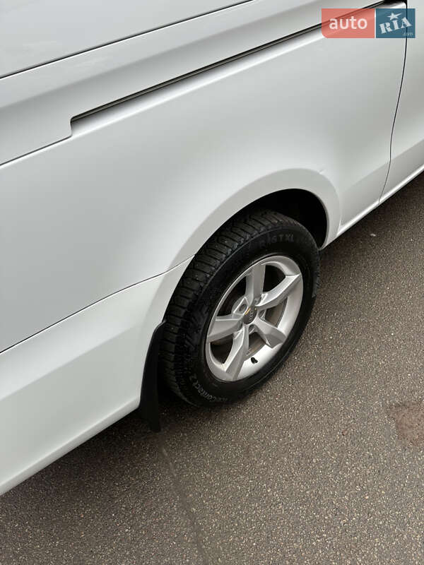 Минивэн Mercedes-Benz Vito 2016 в Киеве