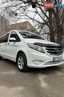 Минивэн Mercedes-Benz Vito 2016 в Киеве