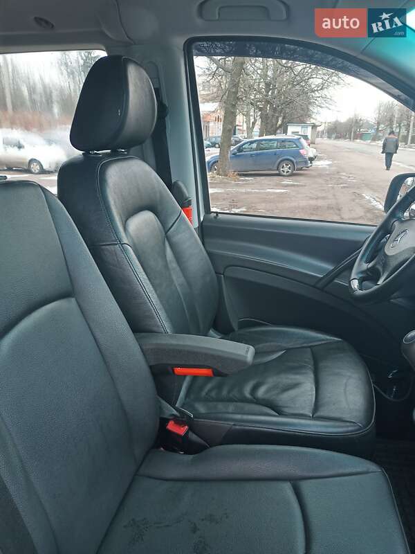 Минивэн Mercedes-Benz Vito 2010 в Черняхове
