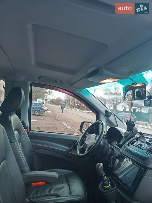 Минивэн Mercedes-Benz Vito 2010 в Черняхове