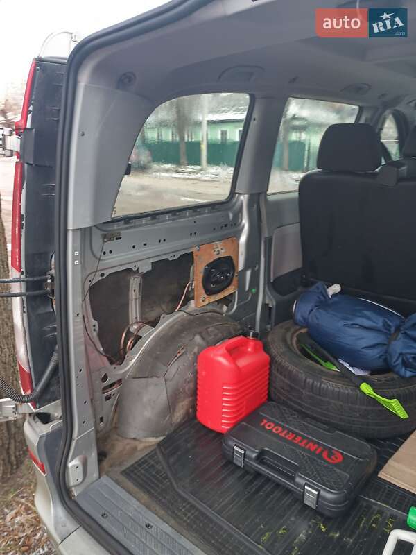 Минивэн Mercedes-Benz Vito 2010 в Черняхове