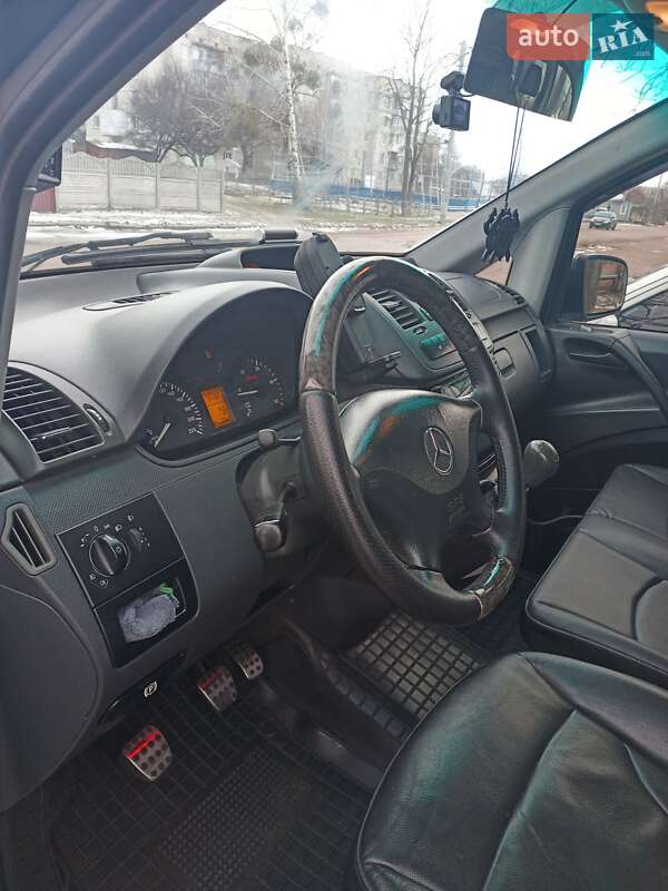 Минивэн Mercedes-Benz Vito 2010 в Черняхове