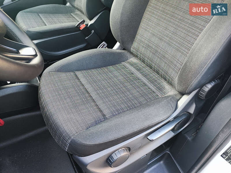 Минивэн Mercedes-Benz Vito 2015 в Черновцах