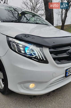 Минивэн Mercedes-Benz Vito 2020 в 