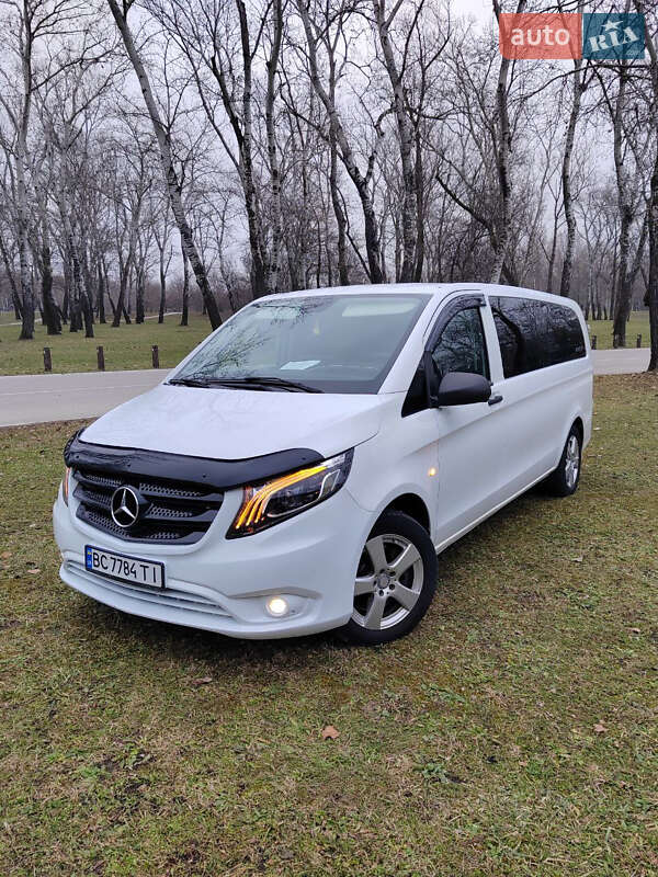 Минивэн Mercedes-Benz Vito 2020 в 