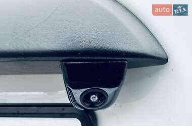 Минивэн Mercedes-Benz Vito 2020 в 