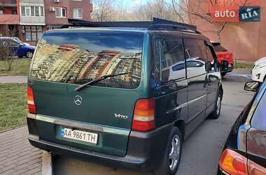 Вантажопасажирський фургон Mercedes-Benz Vito 2002 в Києві