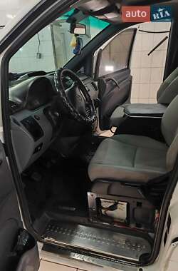 Минивэн Mercedes-Benz Vito 2005 в 