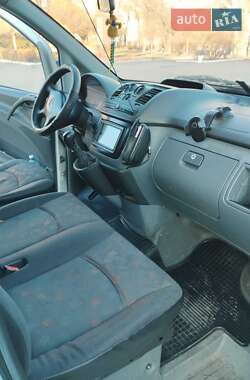 Минивэн Mercedes-Benz Vito 2004 в 