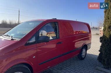 Грузовой фургон Mercedes-Benz Vito 2010 в Черновцах