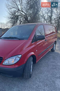 Грузовой фургон Mercedes-Benz Vito 2010 в Черновцах