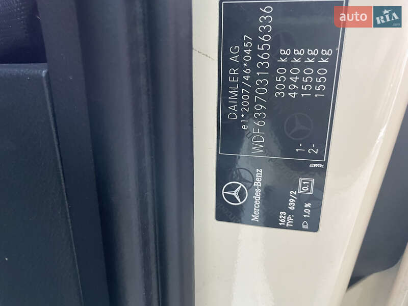 Минивэн Mercedes-Benz Vito 2011 в Вышкове