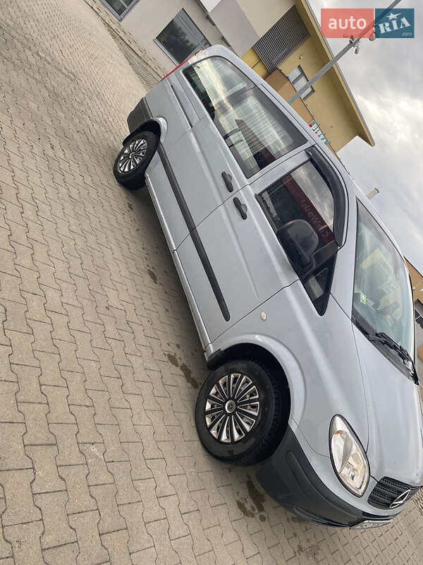 Мінівен Mercedes-Benz Vito 2009 в Міжгір'ї