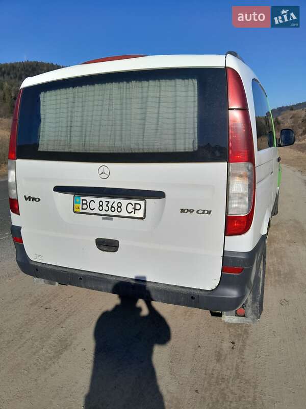 Минивэн Mercedes-Benz Vito 2006 в Старом Самборе