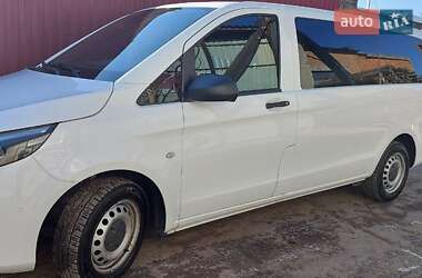 Минивэн Mercedes-Benz Vito 2019 в 