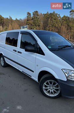 Вантажний фургон Mercedes-Benz Vito 2012 в 