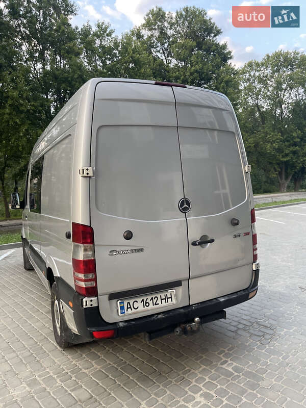 Минивэн Mercedes-Benz Vito 2006 в Киеве