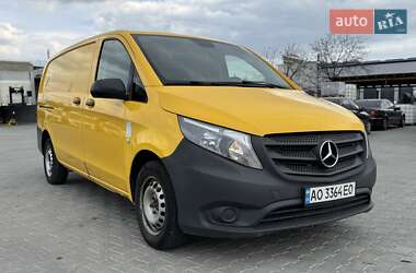 Вантажний фургон Mercedes-Benz Vito 2016 в 