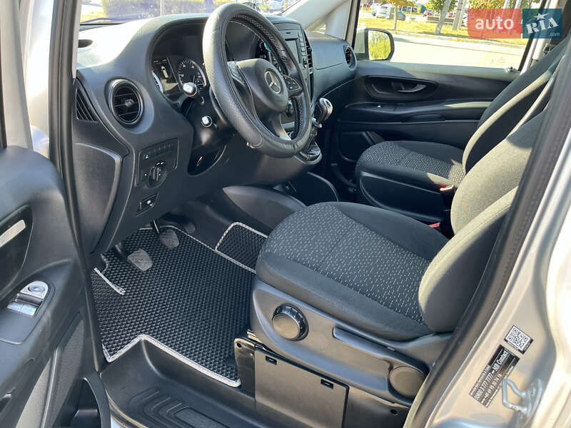 Минивэн Mercedes-Benz Vito 2018 в Буче фото 37 Минивэн Mercedes-Benz Vito 2018 в Буче