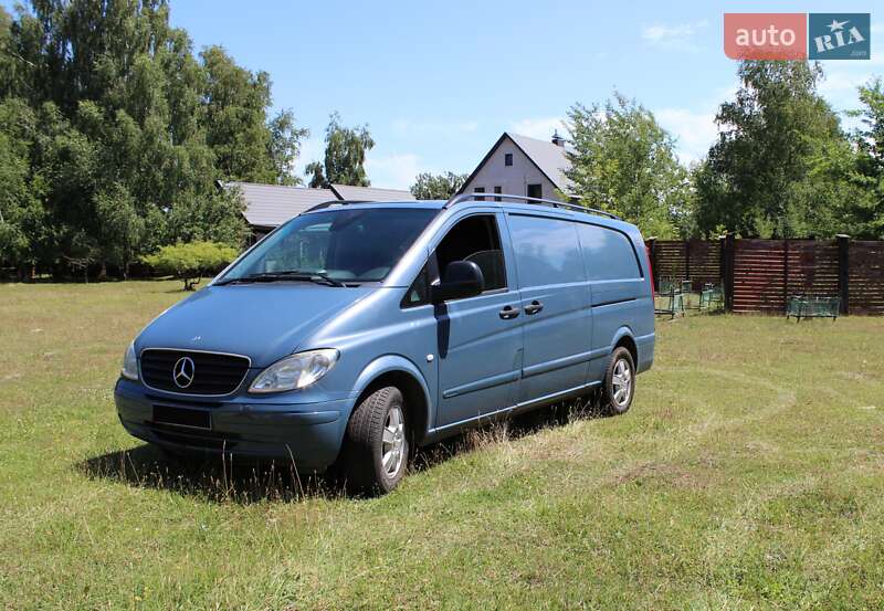 Грузовой фургон Mercedes-Benz Vito 2008 в 