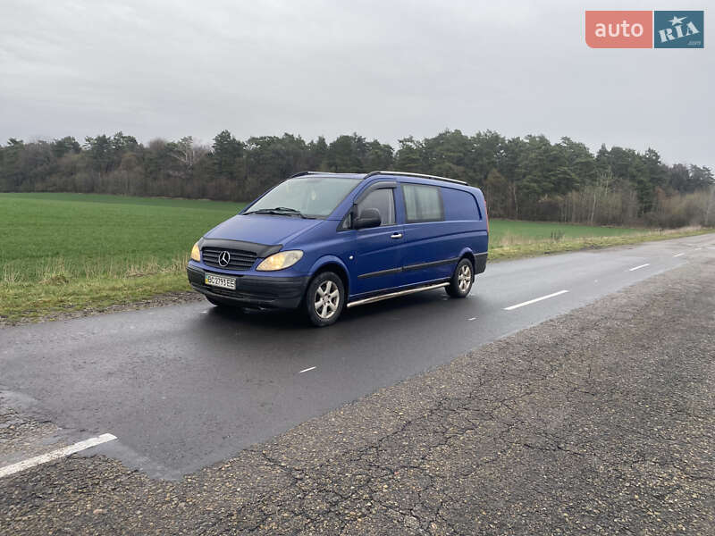 Вантажний фургон Mercedes-Benz Vito 2004 в 