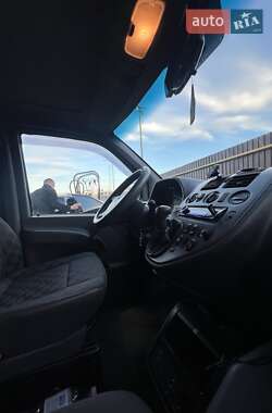 Минивэн Mercedes-Benz Vito 2003 в 