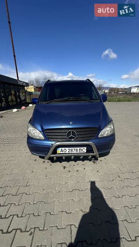 Минивэн Mercedes-Benz Vito 2004 в 