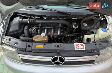Минивэн Mercedes-Benz Vito 2000 в 