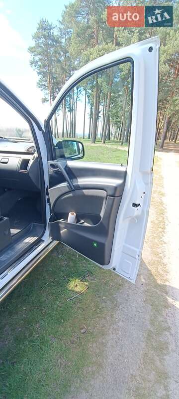 Минивэн Mercedes-Benz Vito 2013 в Ахтырке