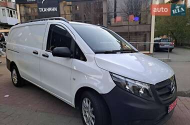 Грузовой фургон Mercedes-Benz Vito 2020 в 