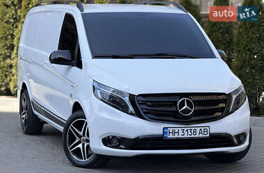 Грузовой фургон Mercedes-Benz Vito 2019 в 