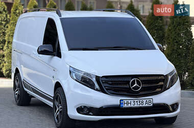 Грузовой фургон Mercedes-Benz Vito 2019 в 