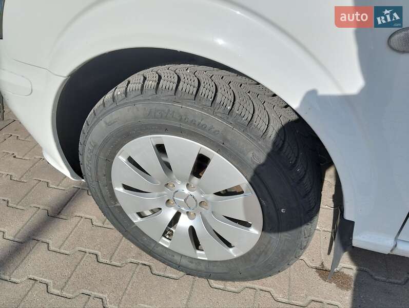 Минивэн Mercedes-Benz Vito 2011 в Житомире