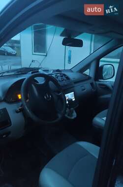 Мінівен Mercedes-Benz Vito 2005 в 